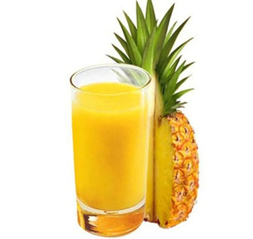 Svježe iscijeđen sok od ananasa