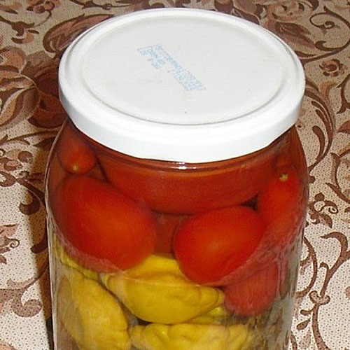 giet kokend water tomaten met squash