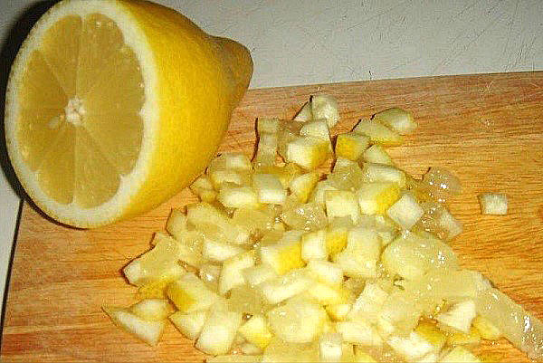 мелко порезать лимон