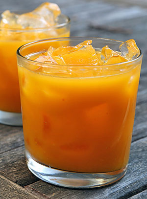 南瓜汁是铁，抗坏血酸，β-胡萝卜素的来源