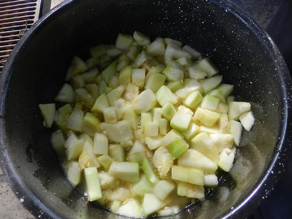 häll ananasjuice