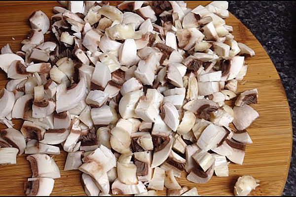 切蘑菇