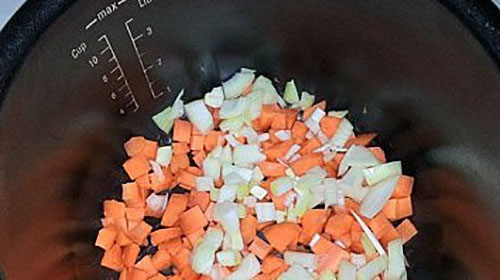 potong sayuran dan letakkan di dalam mangkuk