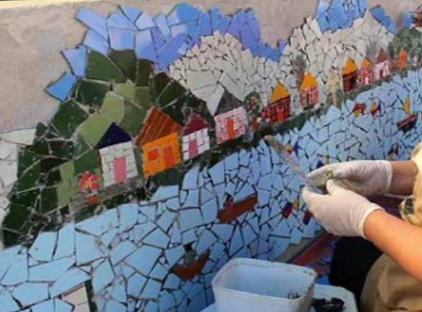 Mozaikinės ant sienos klojimas