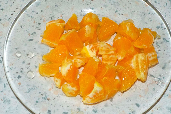 peel og skjær oransje
