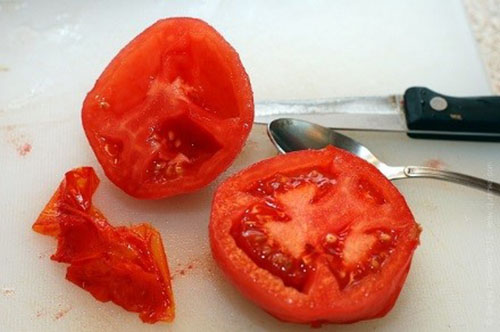 descasque os tomates