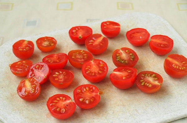 na rezanie paradajok