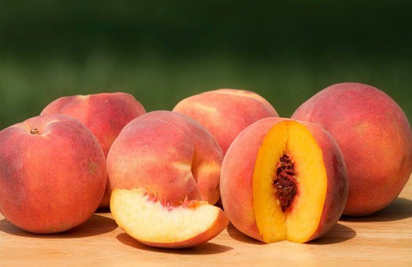 saftig söt persika frukter