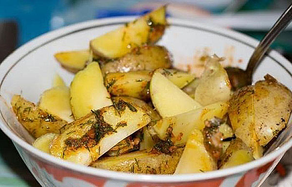 rasp aardappelen met saus