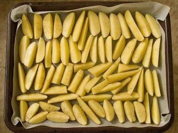 aardappelen op een bakplaat