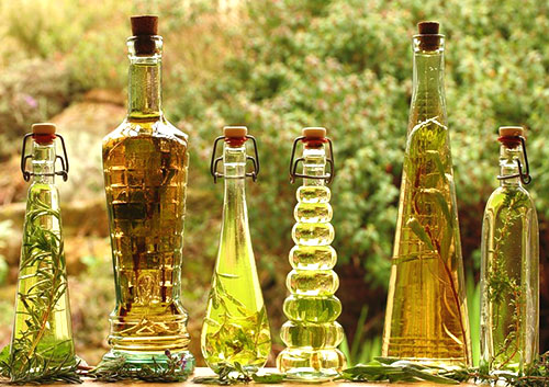 不同种类的葡萄醋