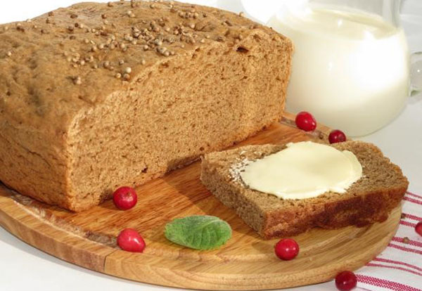 domači kruh ržene pšenice