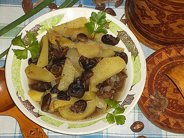 potatis med torkad honungsagar