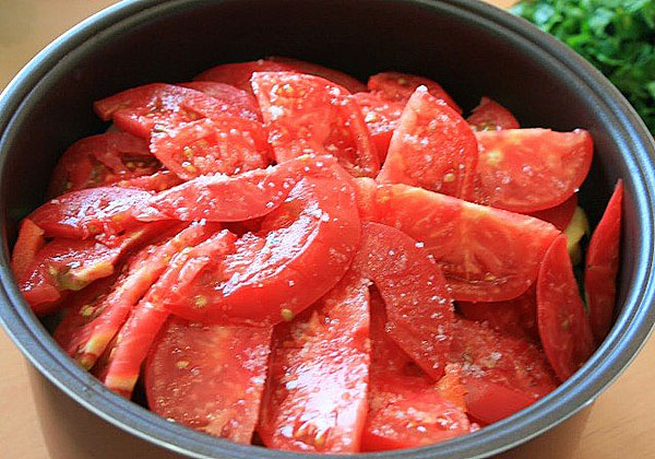 lägg ut tomaterna