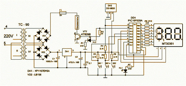 O circuito, feito no controlador PIC - um microcircuito programável