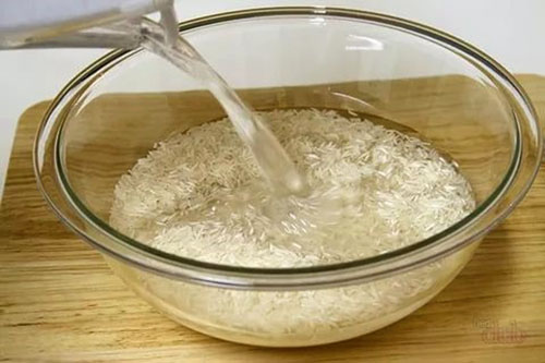 su ile pirinç dökün